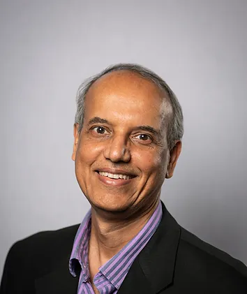 Dr. Bhatt Vadlamani